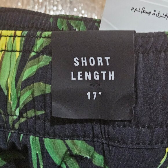 RVCA Mens VA Elastic Board Shorts Small 17" Parrot Print AVYBS00147 Swim Trunks - Picture 4 of 9